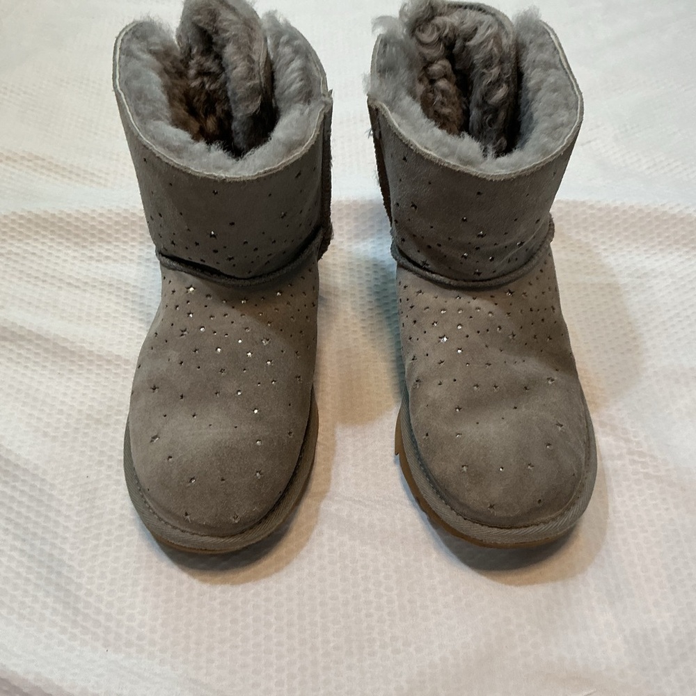 UGG Kids Gray Suede Short Boots with Plush Fur Trim